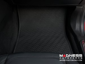 Alfa Romeo Giulia Floor Mat Set - All Weather Rubber Front/ Rear 4 Piece Set - Deluxe - Q4/ AWD Model